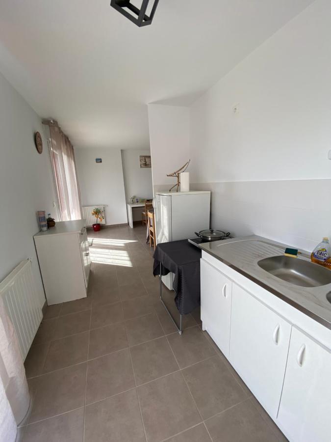 Chez Ngoc - Appartement Meuble Lannion Exterior foto