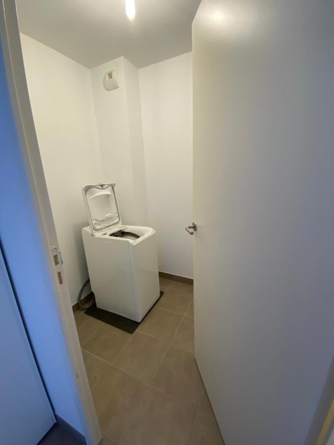 Chez Ngoc - Appartement Meuble Lannion Exterior foto